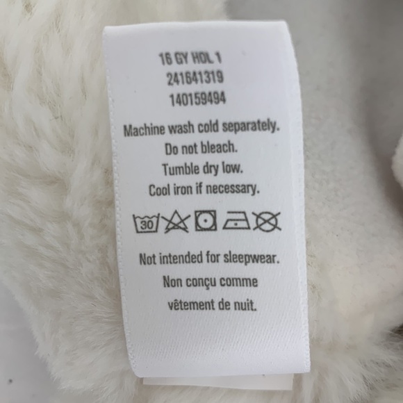 Gymboree Toddler’s Faux Fur and Knit Hat Red/Black/Grey S - Picture 5 of 5